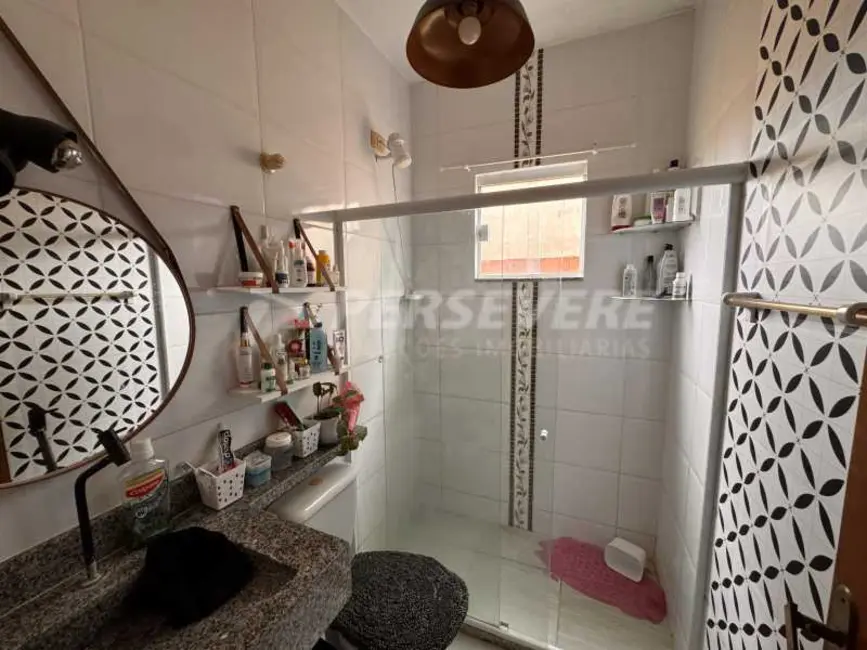 Foto 4 de Casa com 3 quartos à venda, 110m2 em Marica - RJ