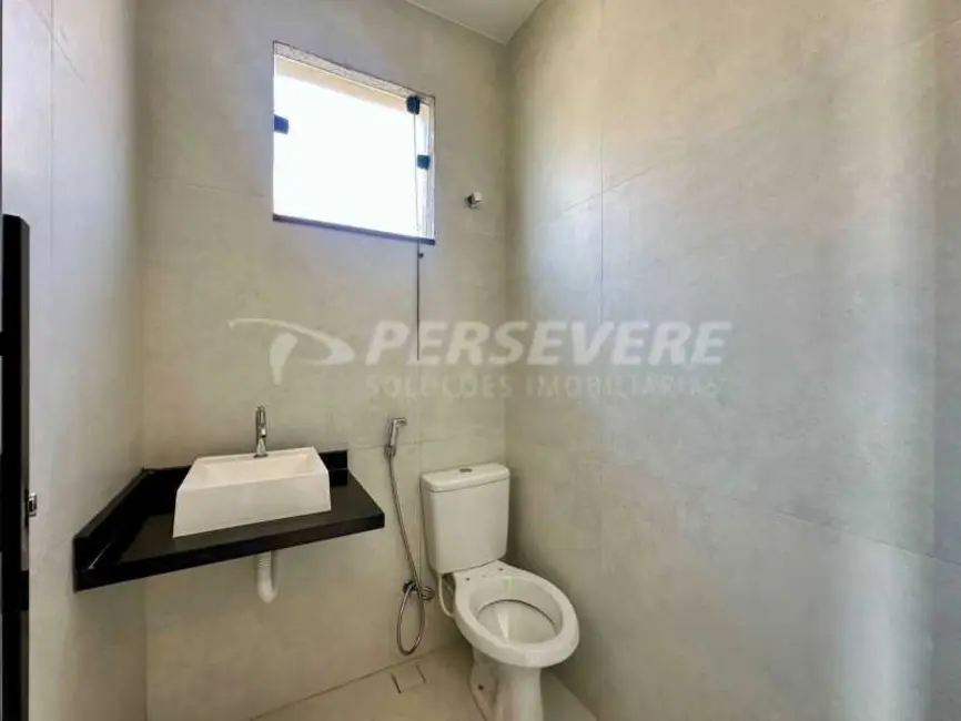 Casa de Condomínio com 3 quartos à venda, 162m2 em Marica - RJ - imagem 5 Foto 5 de Casa de Condomínio com 3 quartos à venda, 162m2 em Marica - RJ