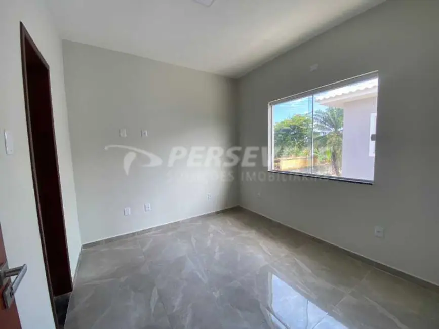 Foto 8 de Casa com 2 quartos à venda, 75m2 em Marica - RJ