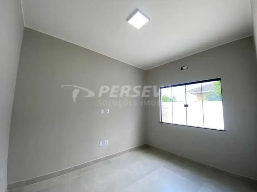 Foto 6 de Casa com 3 quartos à venda, 104m2 em Marica - RJ