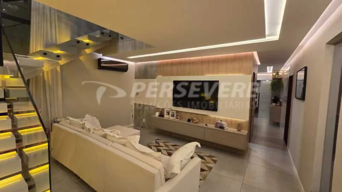 Casa de Condomínio com 4 quartos à venda, 290m2 em Marica - RJ - imagem 2 Foto 2 de Casa de Condomínio com 4 quartos à venda, 290m2 em Marica - RJ