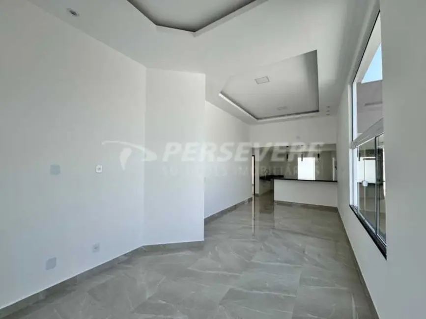 Foto 2 de Casa com 3 quartos à venda, 1495m2 em Marica - RJ