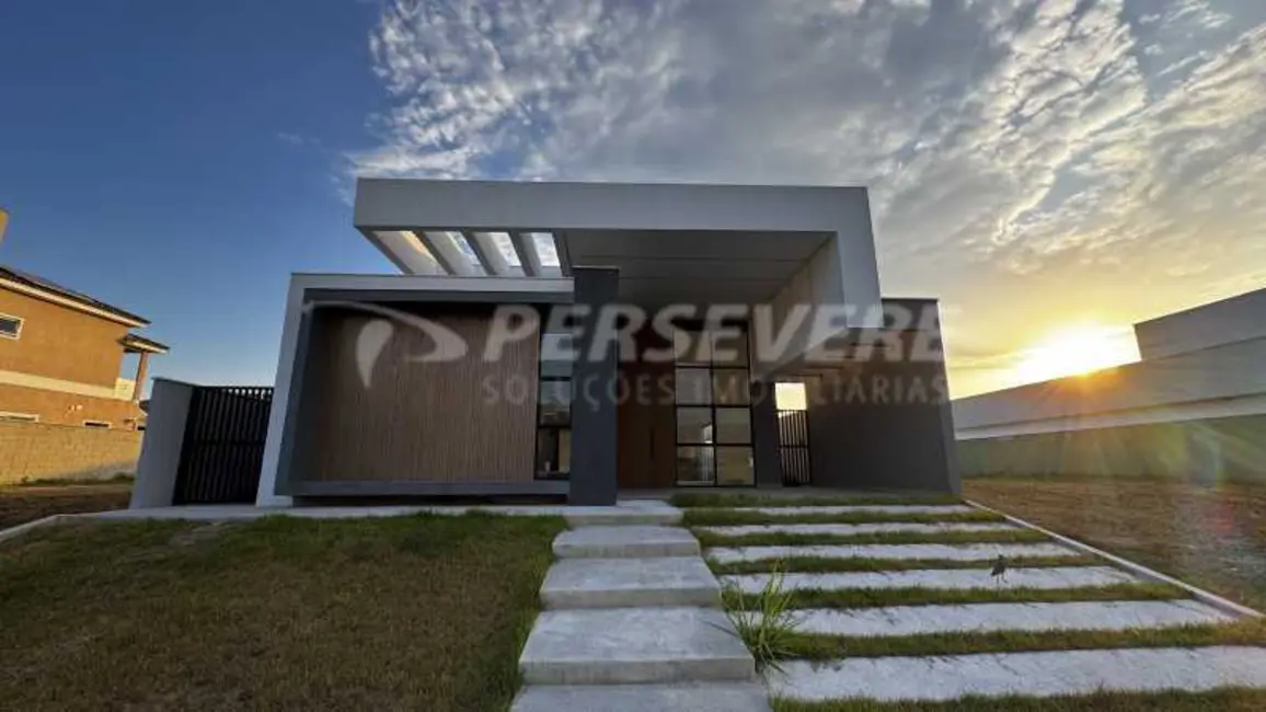 Foto 1 de Casa de Condomínio com 3 quartos à venda, 162m2 em Marica - RJ