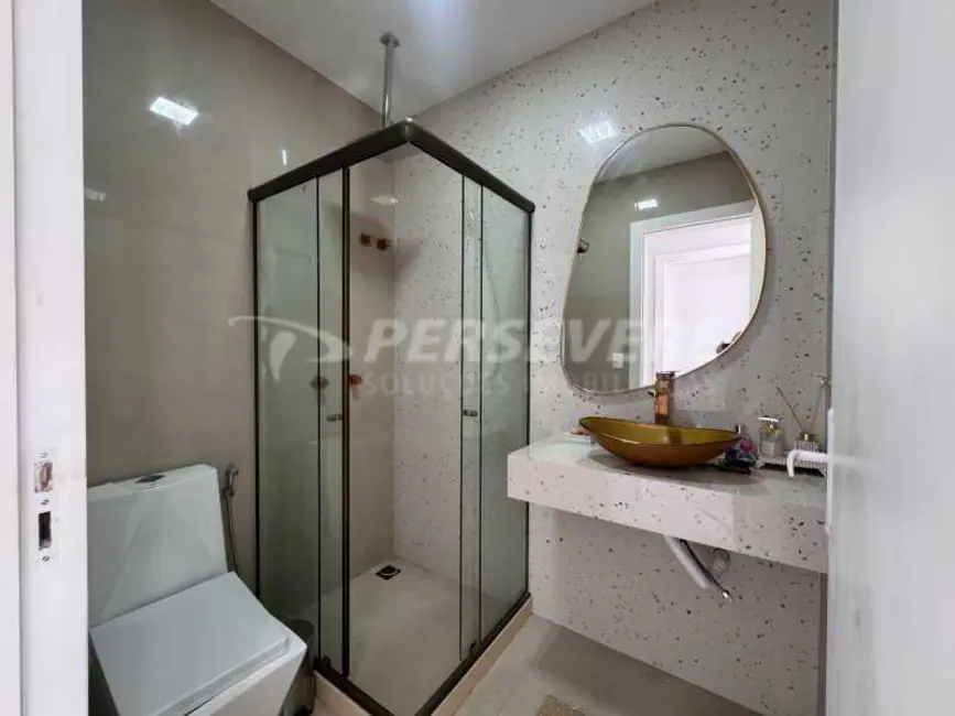 Foto 9 de Casa de Condomínio com 4 quartos à venda, 303m2 em Marica - RJ