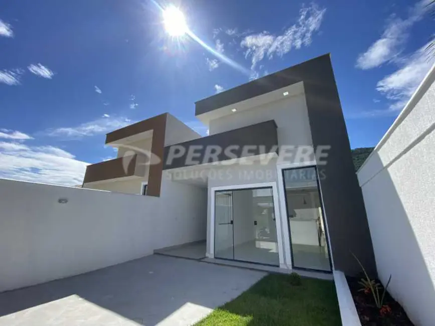 Foto 1 de Casa com 3 quartos à venda, 105m2 em Marica - RJ