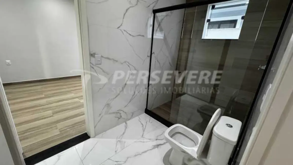 Foto 8 de Casa de Condomínio com 3 quartos à venda, 200m2 em Marica - RJ