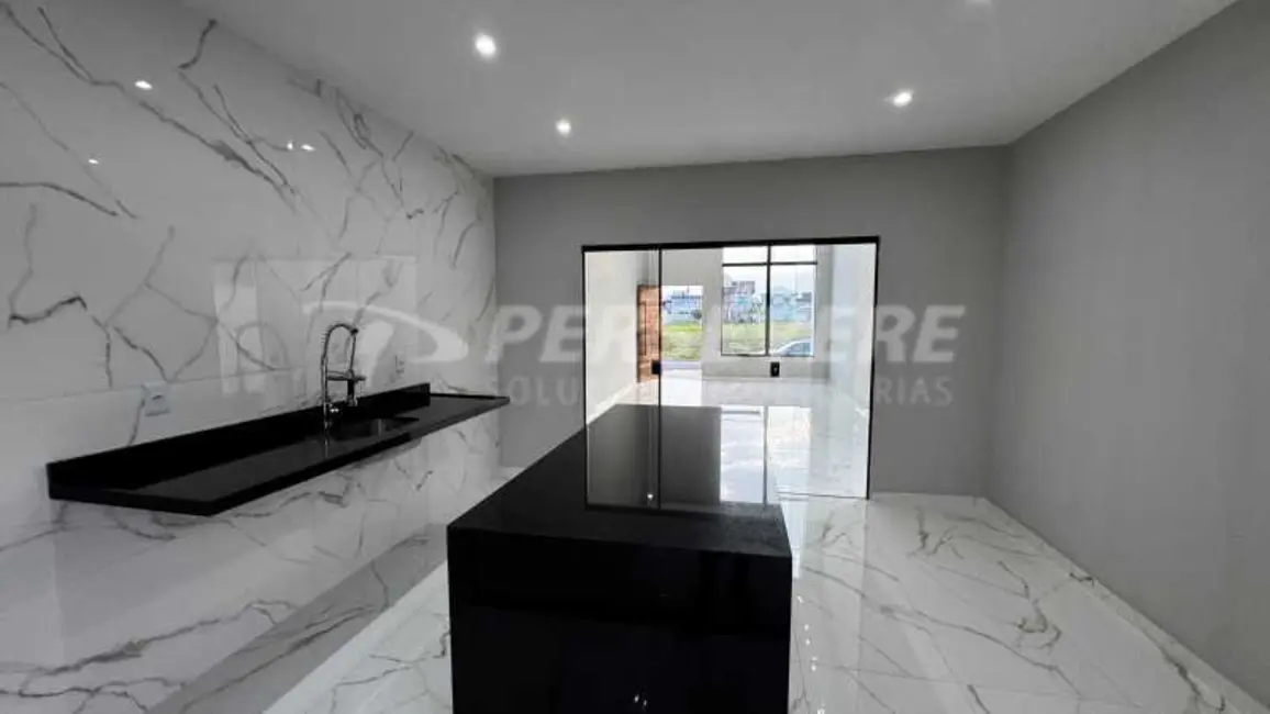 Foto 5 de Casa de Condomínio com 3 quartos à venda, 200m2 em Marica - RJ