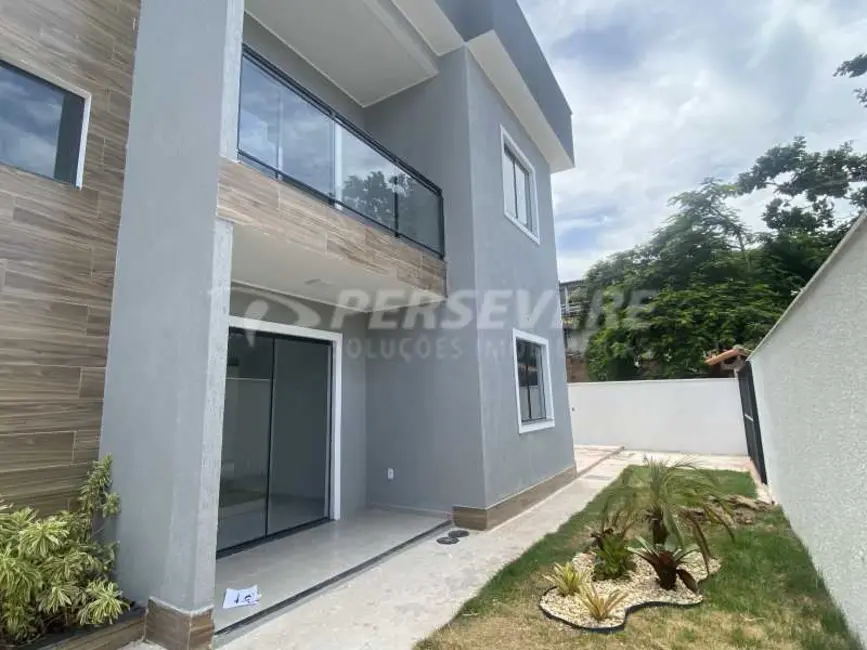 Foto 2 de Casa com 2 quartos à venda, 65m2 em Marica - RJ
