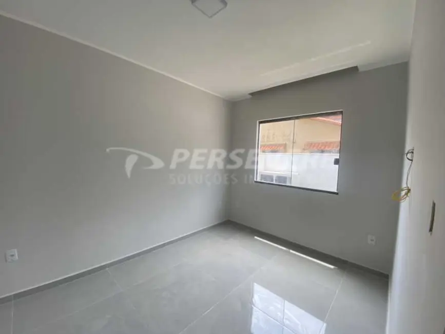 Foto 8 de Casa com 2 quartos à venda, 65m2 em Marica - RJ