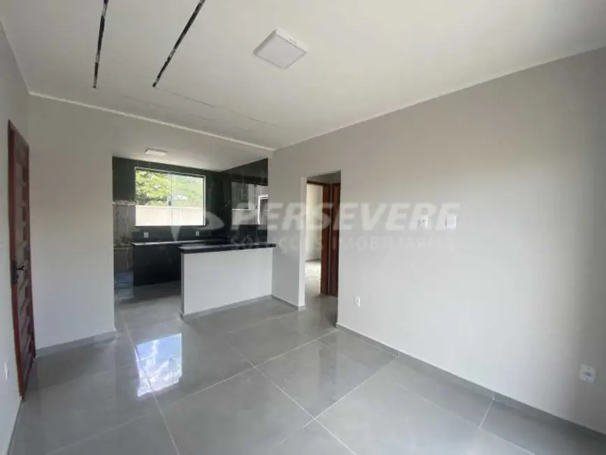 Foto 3 de Casa com 2 quartos à venda, 65m2 em Marica - RJ