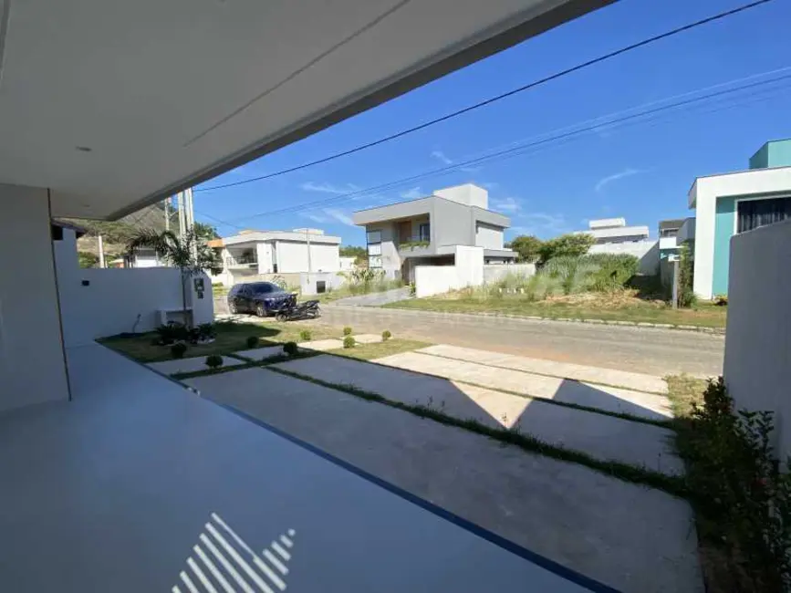 Foto 2 de Casa de Condomínio com 3 quartos à venda, 147m2 em Marica - RJ