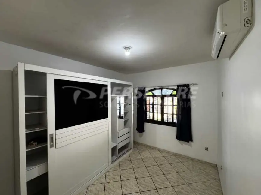 Foto 7 de Casa com 2 quartos à venda, 95m2 em Marica - RJ