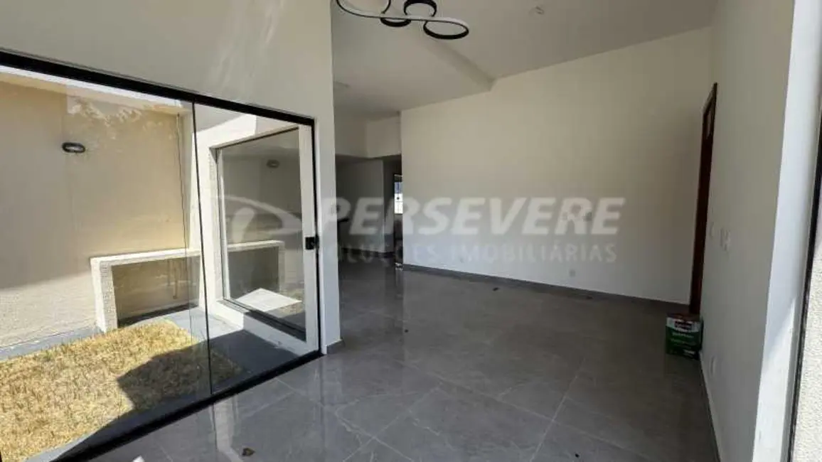 Casa de Condomínio com 3 quartos à venda, 131m2 em Marica - RJ - imagem 4 Foto 4 de Casa de Condomínio com 3 quartos à venda, 131m2 em Marica - RJ