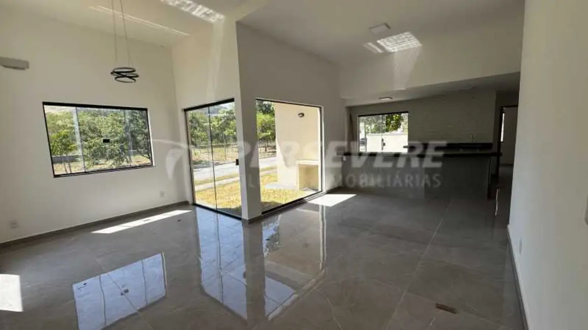 Casa de Condomínio com 3 quartos à venda, 131m2 em Marica - RJ - imagem 3 Foto 3 de Casa de Condomínio com 3 quartos à venda, 131m2 em Marica - RJ