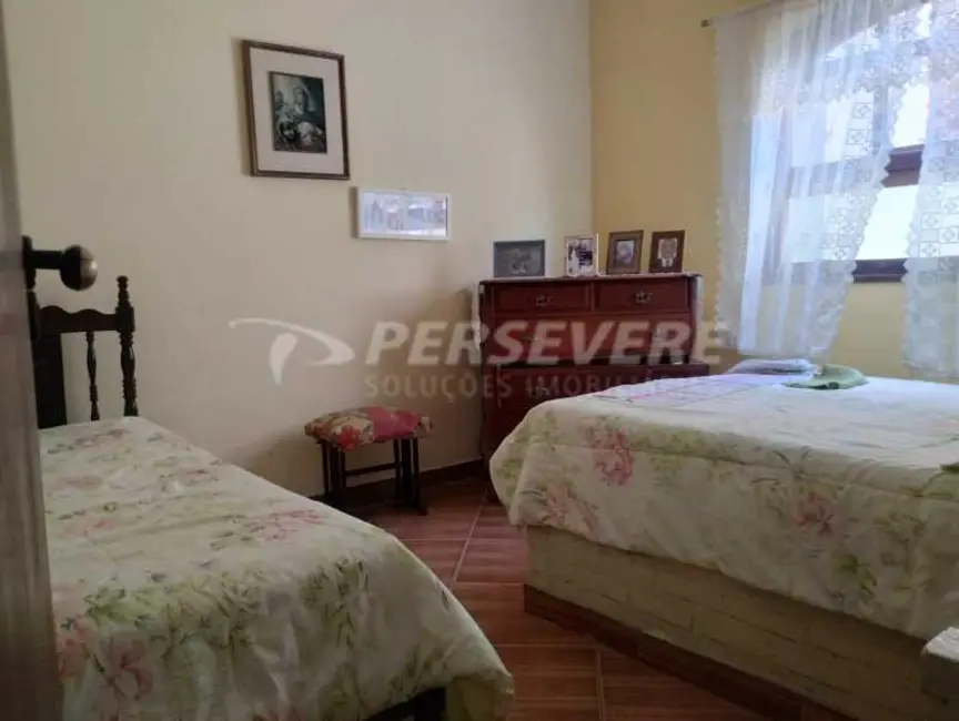 Casa com 3 quartos à venda, 320m2 em Marica - RJ - imagem 9 Foto 9 de Casa com 3 quartos à venda, 320m2 em Marica - RJ