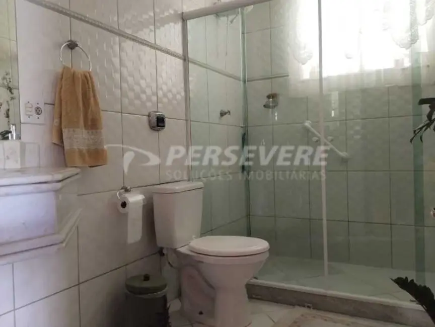 Casa com 3 quartos à venda, 320m2 em Marica - RJ - imagem 8 Foto 8 de Casa com 3 quartos à venda, 320m2 em Marica - RJ