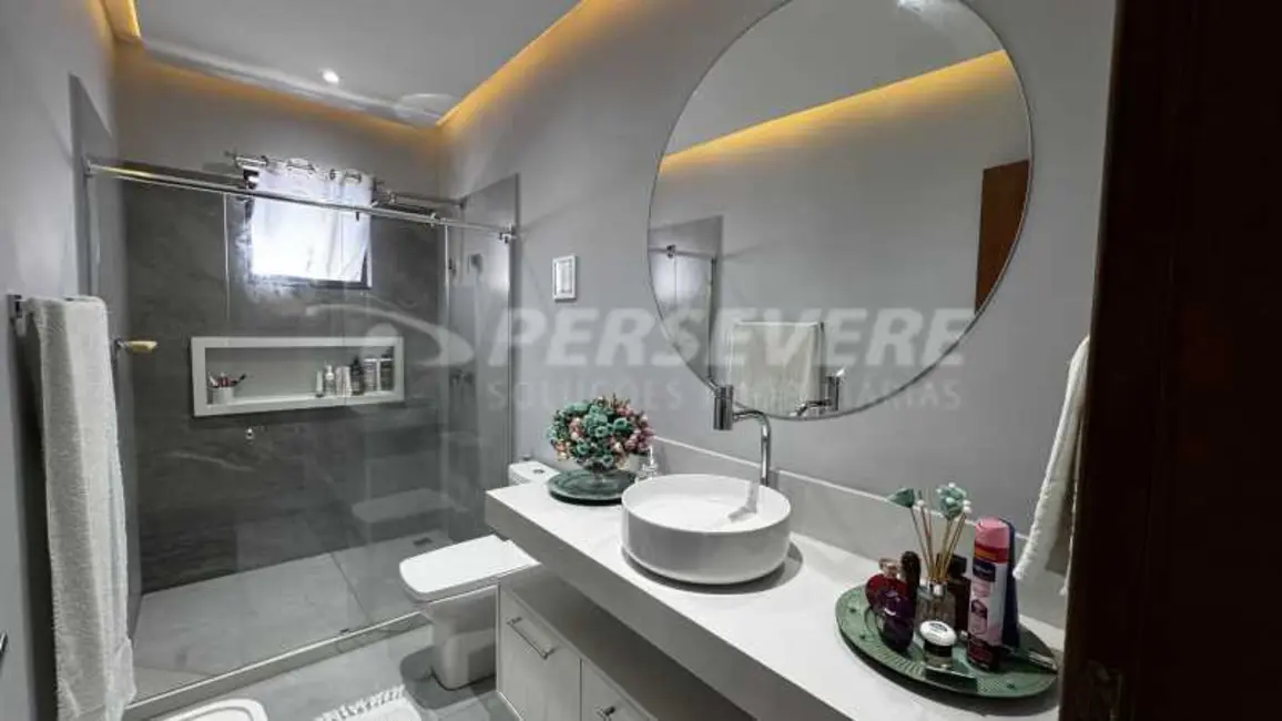 Casa de Condomínio com 3 quartos à venda, 211m2 em Marica - RJ - imagem 6 Foto 6 de Casa de Condomínio com 3 quartos à venda, 211m2 em Marica - RJ