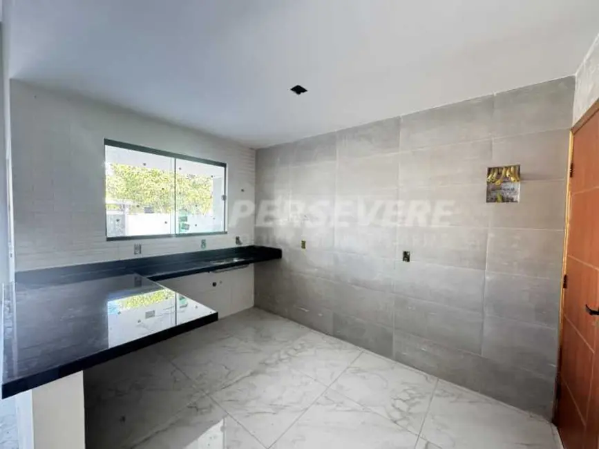 Foto 3 de Casa com 3 quartos à venda, 138m2 em Marica - RJ