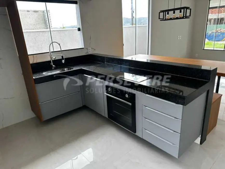 Foto 4 de Casa de Condomínio com 3 quartos à venda, 143m2 em Marica - RJ