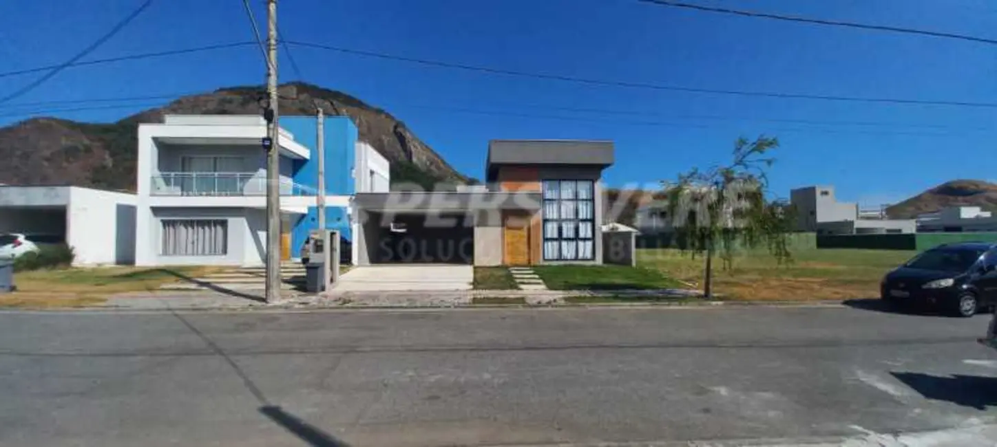 Casa de Condomínio com 3 quartos à venda, 177m2 em Marica - RJ - imagem 3 Foto 3 de Casa de Condomínio com 3 quartos à venda, 177m2 em Marica - RJ