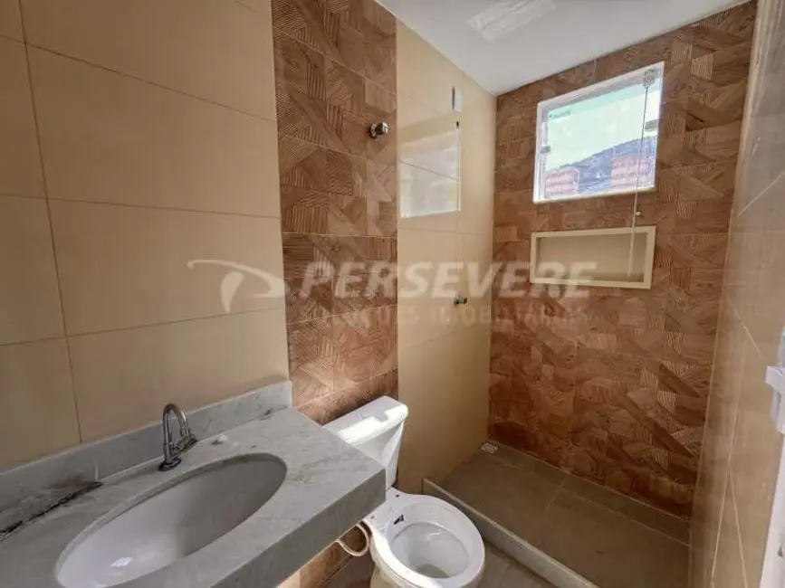 Foto 5 de Casa com 2 quartos à venda, 74m2 em Marica - RJ