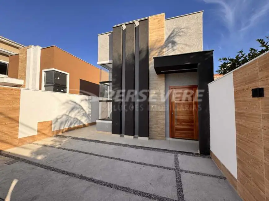 Foto 1 de Casa com 3 quartos à venda, 93m2 em Marica - RJ