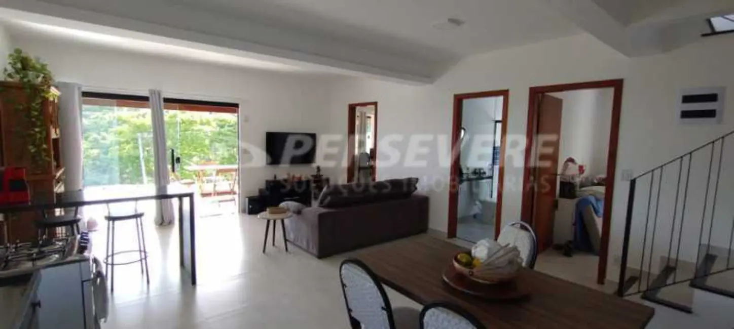 Foto 3 de Casa de Condomínio com 3 quartos à venda, 129m2 em Marica - RJ