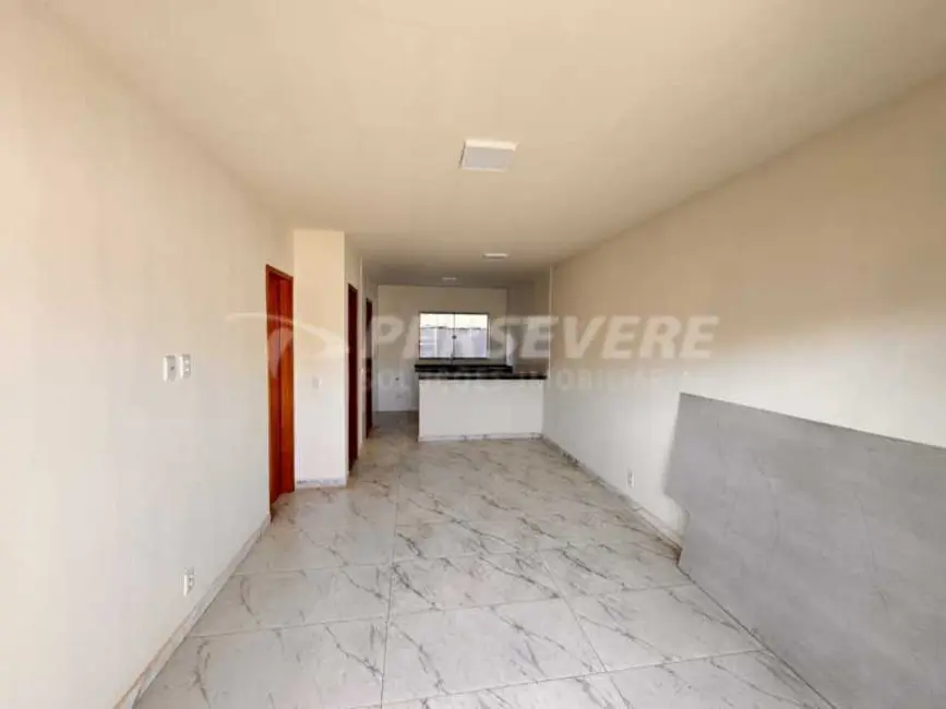 Foto 3 de Casa com 2 quartos à venda, 80m2 em Marica - RJ