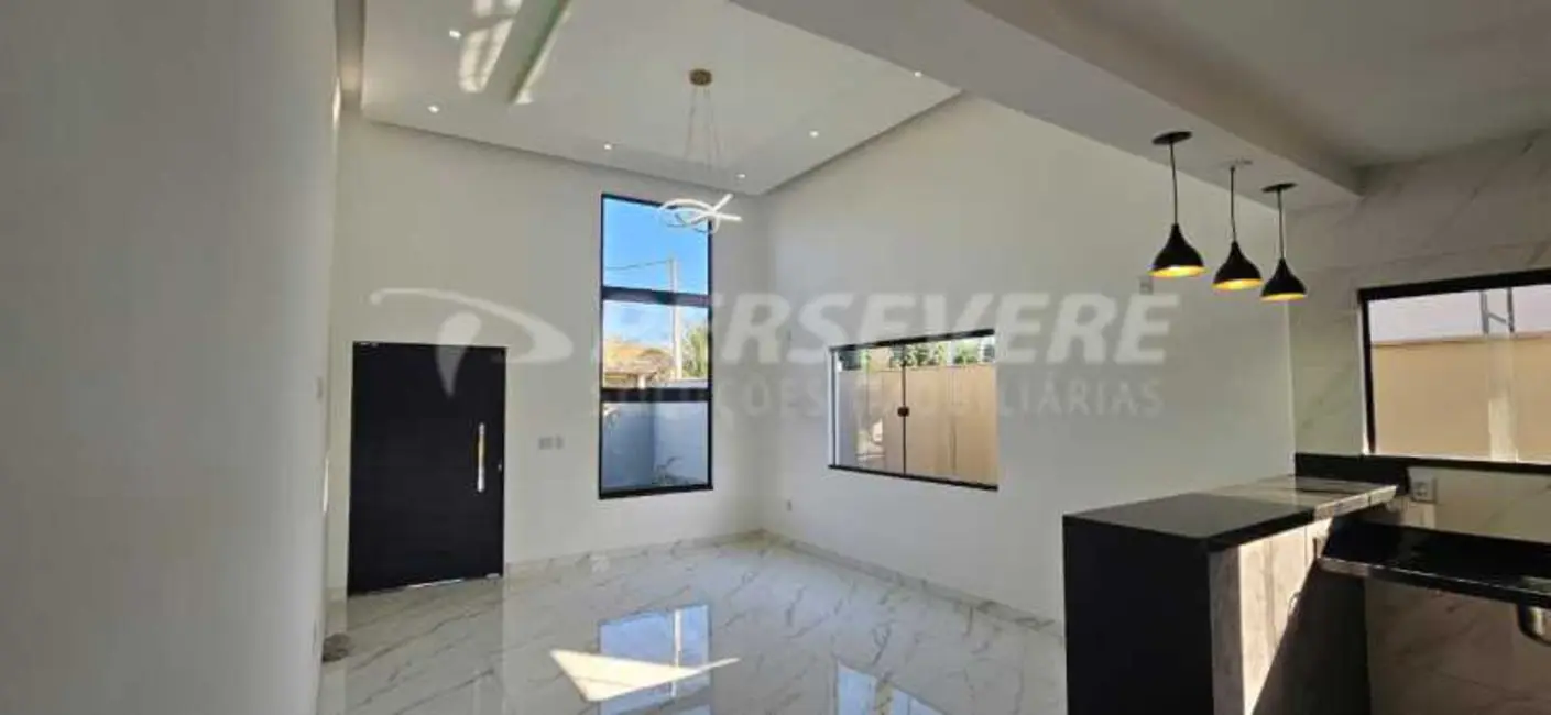 Foto 2 de Casa com 3 quartos à venda, 125m2 em Marica - RJ