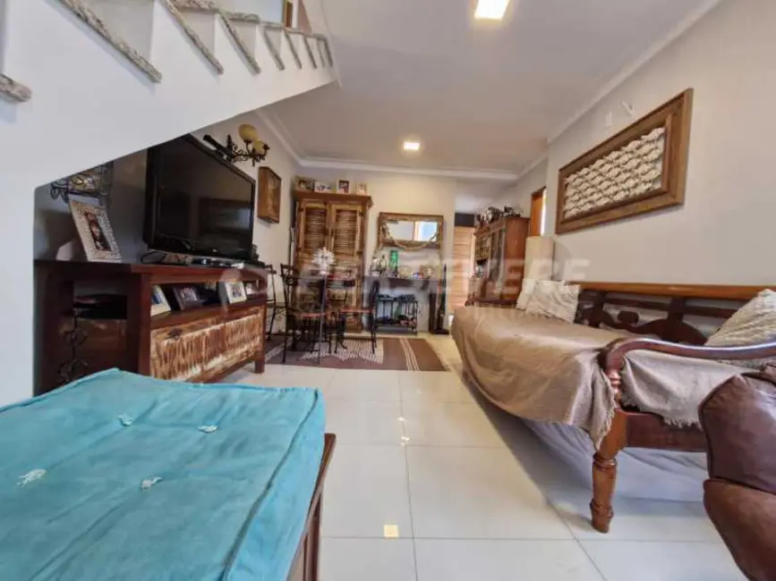 Foto 2 de Casa de Condomínio com 2 quartos à venda, 83m2 em Marica - RJ