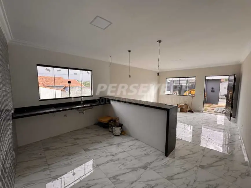 Foto 3 de Casa com 3 quartos à venda, 92m2 em Marica - RJ