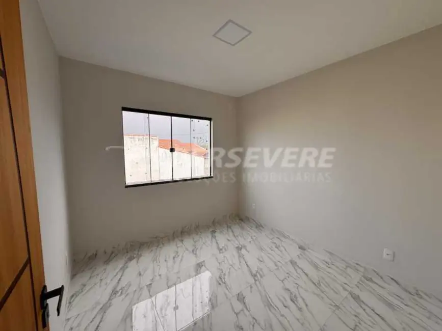 Foto 6 de Casa com 3 quartos à venda, 92m2 em Marica - RJ