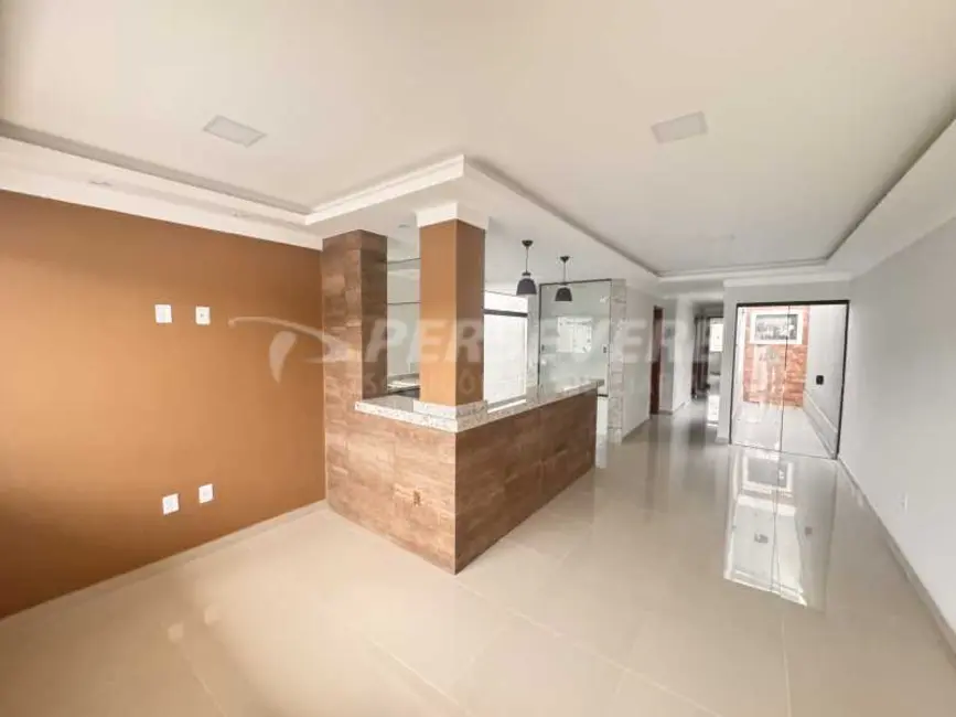 Foto 2 de Casa com 3 quartos à venda, 86m2 em Marica - RJ