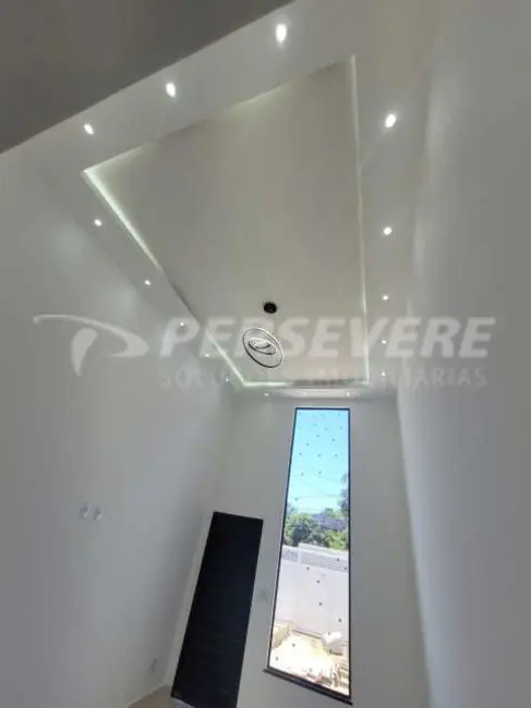 Foto 8 de Casa com 2 quartos à venda, 81m2 em Marica - RJ