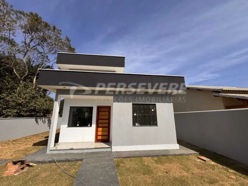 Foto 1 de Casa com 2 quartos à venda, 480m2 em Marica - RJ