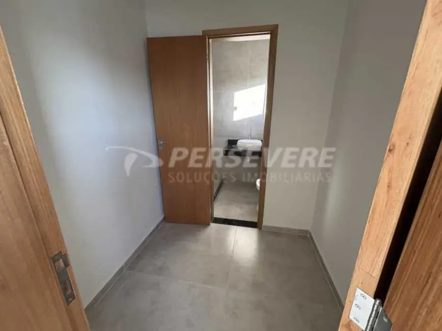 Casa de Condomínio com 3 quartos à venda, 110m2 em Marica - RJ - imagem 8 Foto 8 de Casa de Condomínio com 3 quartos à venda, 110m2 em Marica - RJ