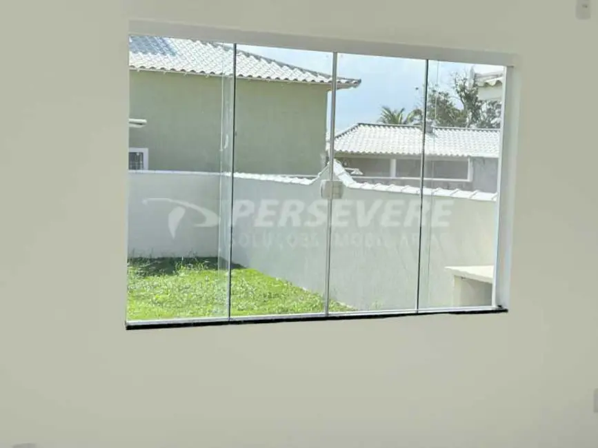 Foto 6 de Casa com 3 quartos à venda, 110m2 em Saquarema - RJ