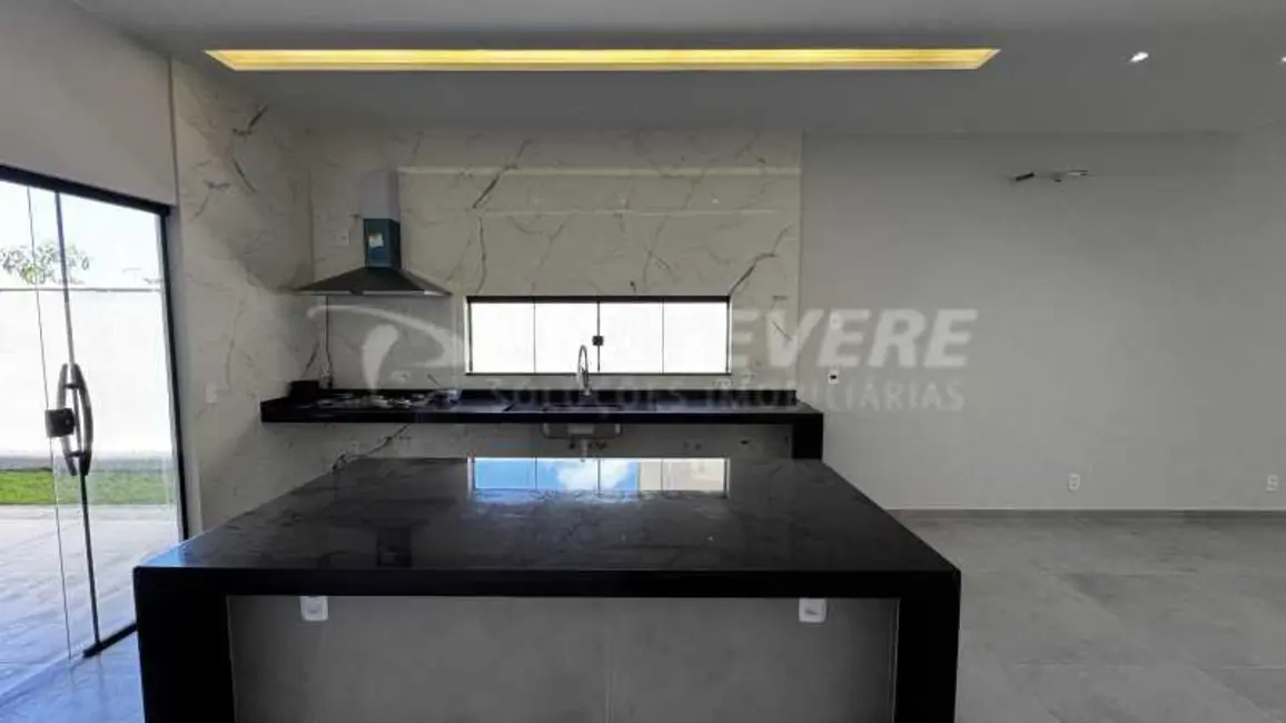 Foto 4 de Casa de Condomínio com 4 quartos à venda, 238m2 em Marica - RJ