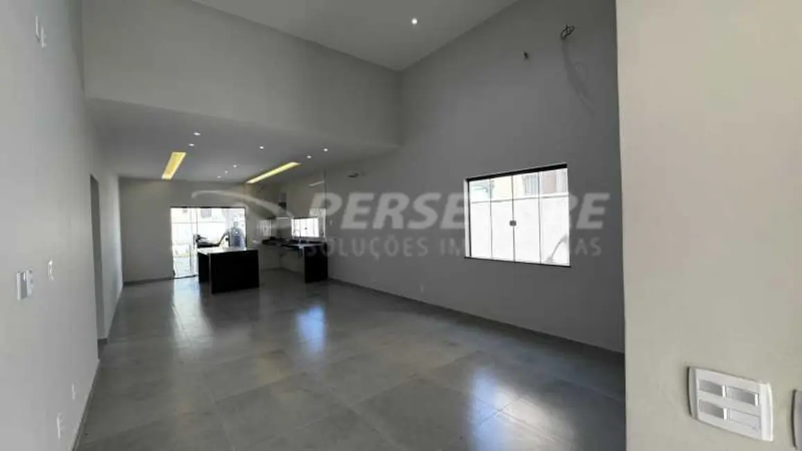 Foto 3 de Casa de Condomínio com 4 quartos à venda, 238m2 em Marica - RJ