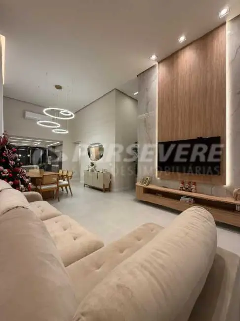 Foto 7 de Casa de Condomínio com 3 quartos à venda, 186m2 em Marica - RJ