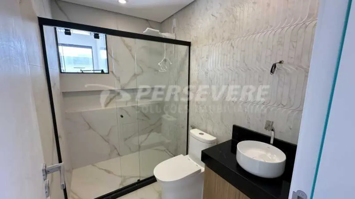 Foto 6 de Casa de Condomínio com 3 quartos à venda, 176m2 em Marica - RJ