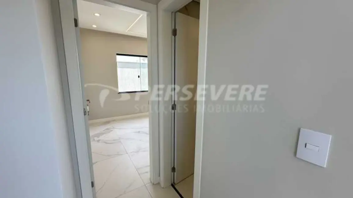 Foto 4 de Casa de Condomínio com 3 quartos à venda, 176m2 em Marica - RJ