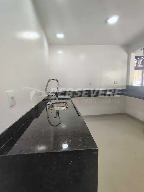 Casa com 3 quartos à venda, 258m2 em Marica - RJ - imagem 4 Foto 4 de Casa com 3 quartos à venda, 258m2 em Marica - RJ