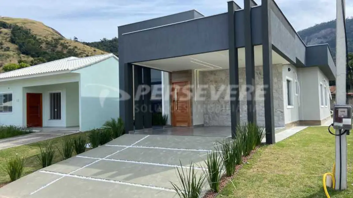 Foto 2 de Casa de Condomínio à venda, 145m2 em Marica - RJ