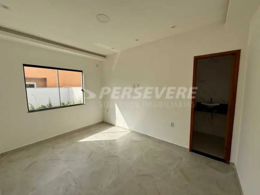 Foto 9 de Casa com 3 quartos à venda, 80m2 em Marica - RJ