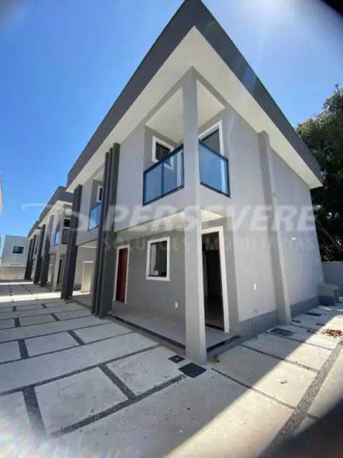 Foto 2 de Casa de Condomínio com 2 quartos à venda, 70m2 em Marica - RJ