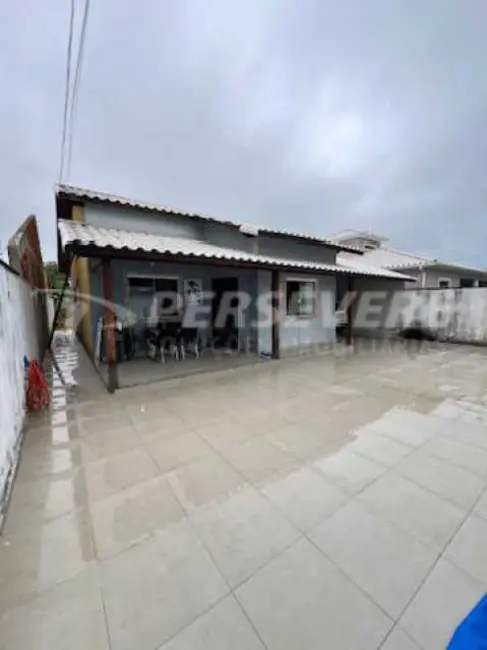 Foto 2 de Casa com 2 quartos à venda, 80m2 em Marica - RJ