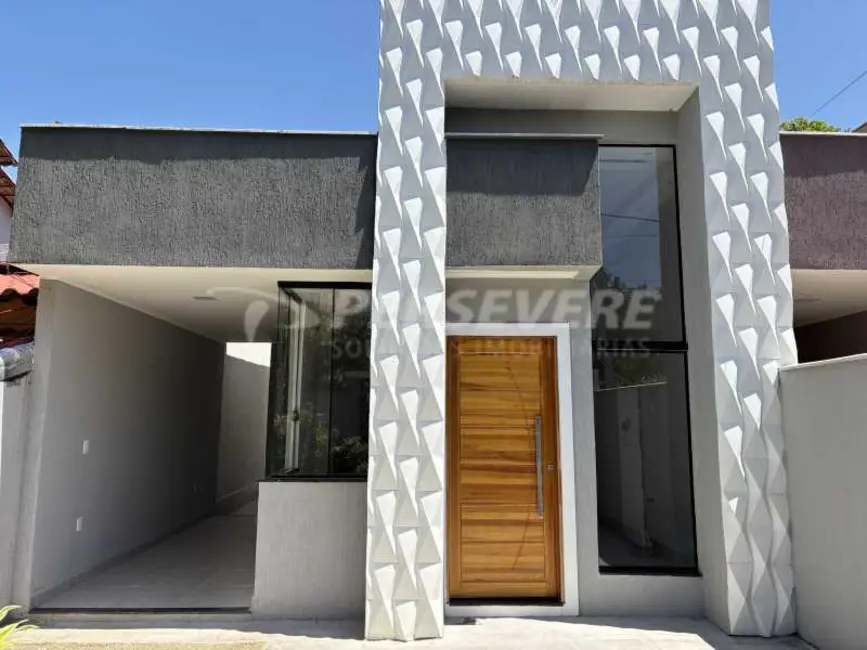 Foto 2 de Casa com 3 quartos à venda, 129m2 em Marica - RJ