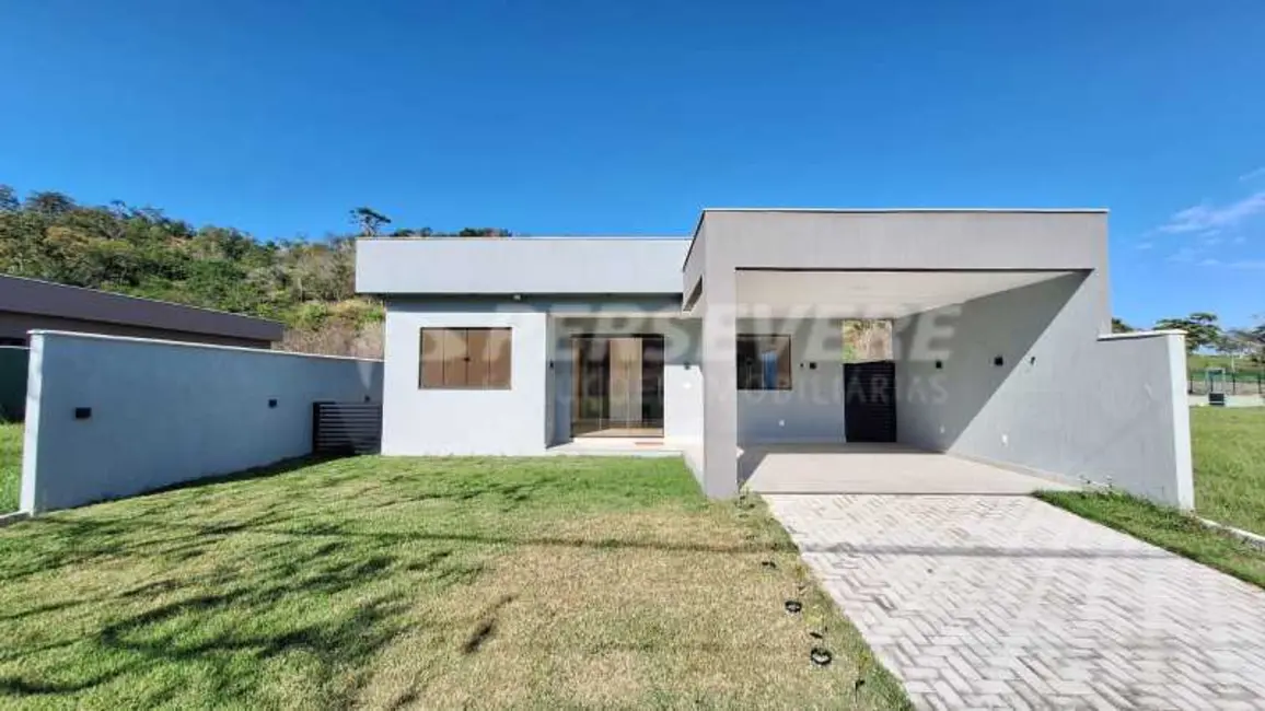 Foto 1 de Casa de Condomínio com 3 quartos à venda, 121m2 em Marica - RJ