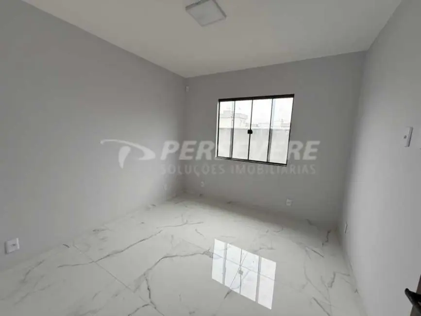 Foto 8 de Casa de Condomínio com 3 quartos à venda, 100m2 em Marica - RJ